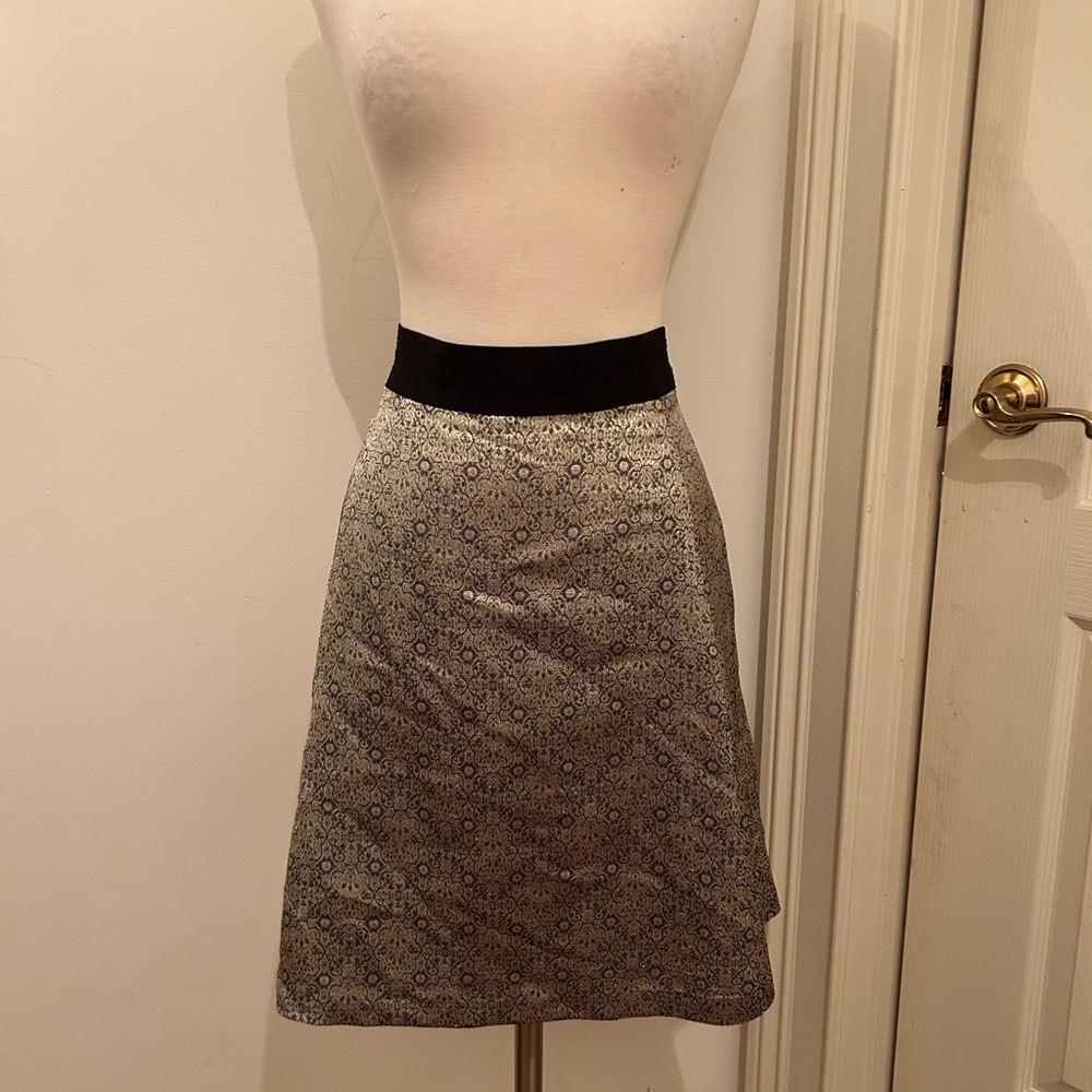 Narciso Rodriguez Black and Gold A-Line Knee Length Skirt